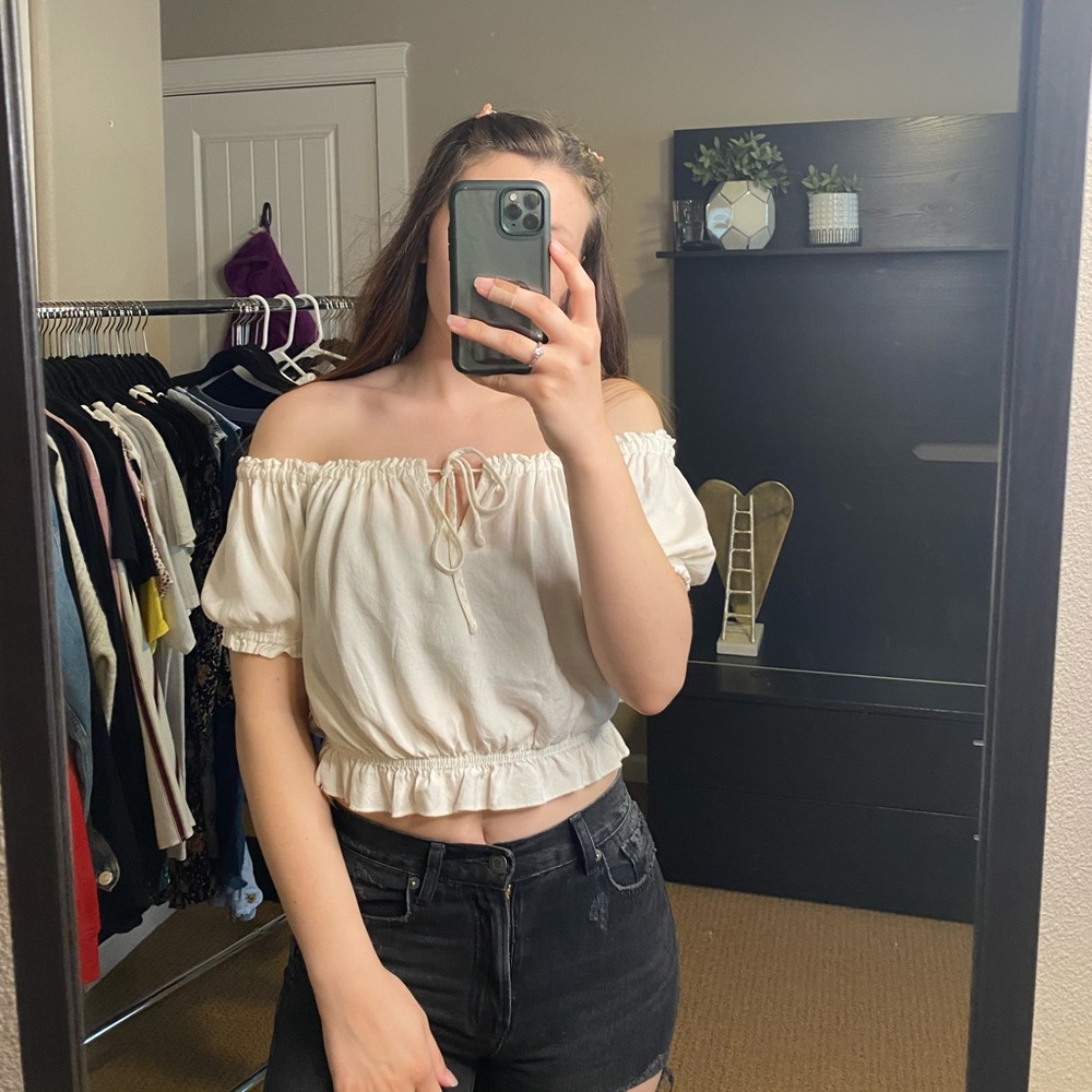 Brandy Melville Ezra Top